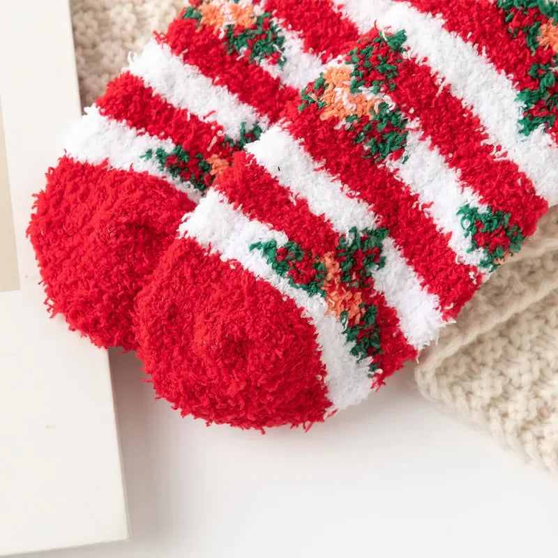 5 Pairs Women's Fleece Socks - Winter Warm Christmas Patterns, Thick & Cozy