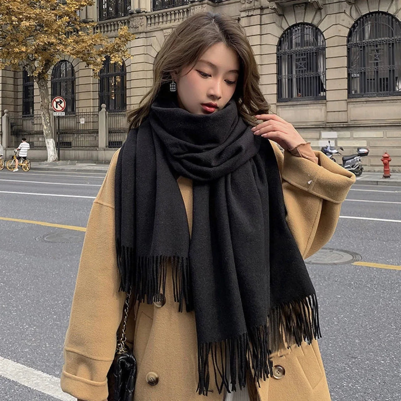 Women's Cashmere Blend Scarf - Winter Warm scarf Checkered Pattern, Black